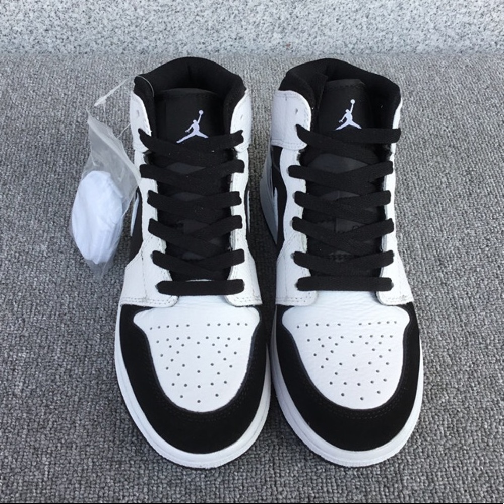 Jordan 1 Mid White Black - Picture 2 of 10